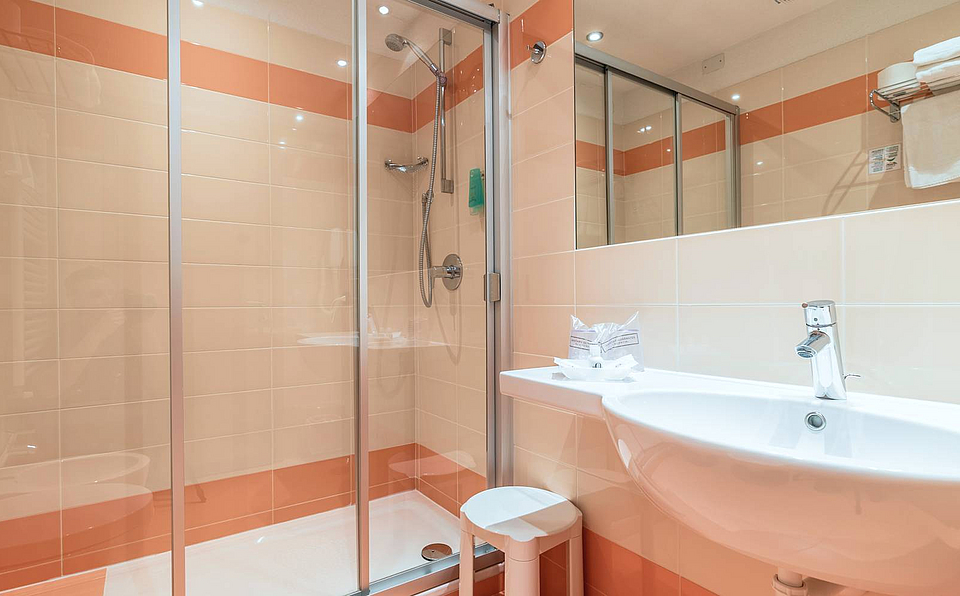 Double room with balcony, Mezzana, Trentino Double room with balcony, Mezzana, Trentino